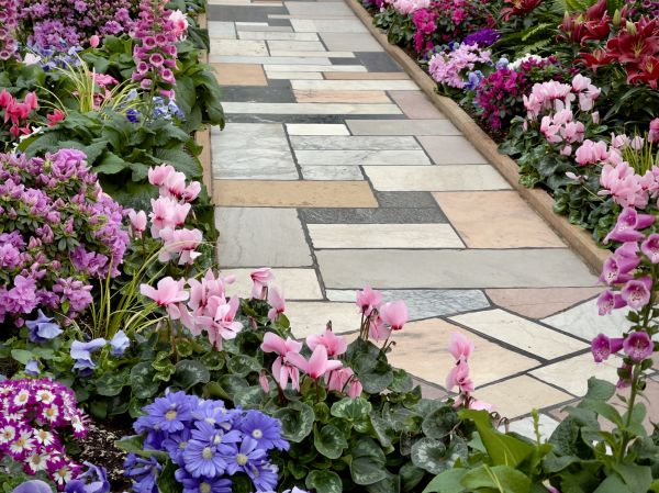 Cost of Garden Path Installation in Millsboro